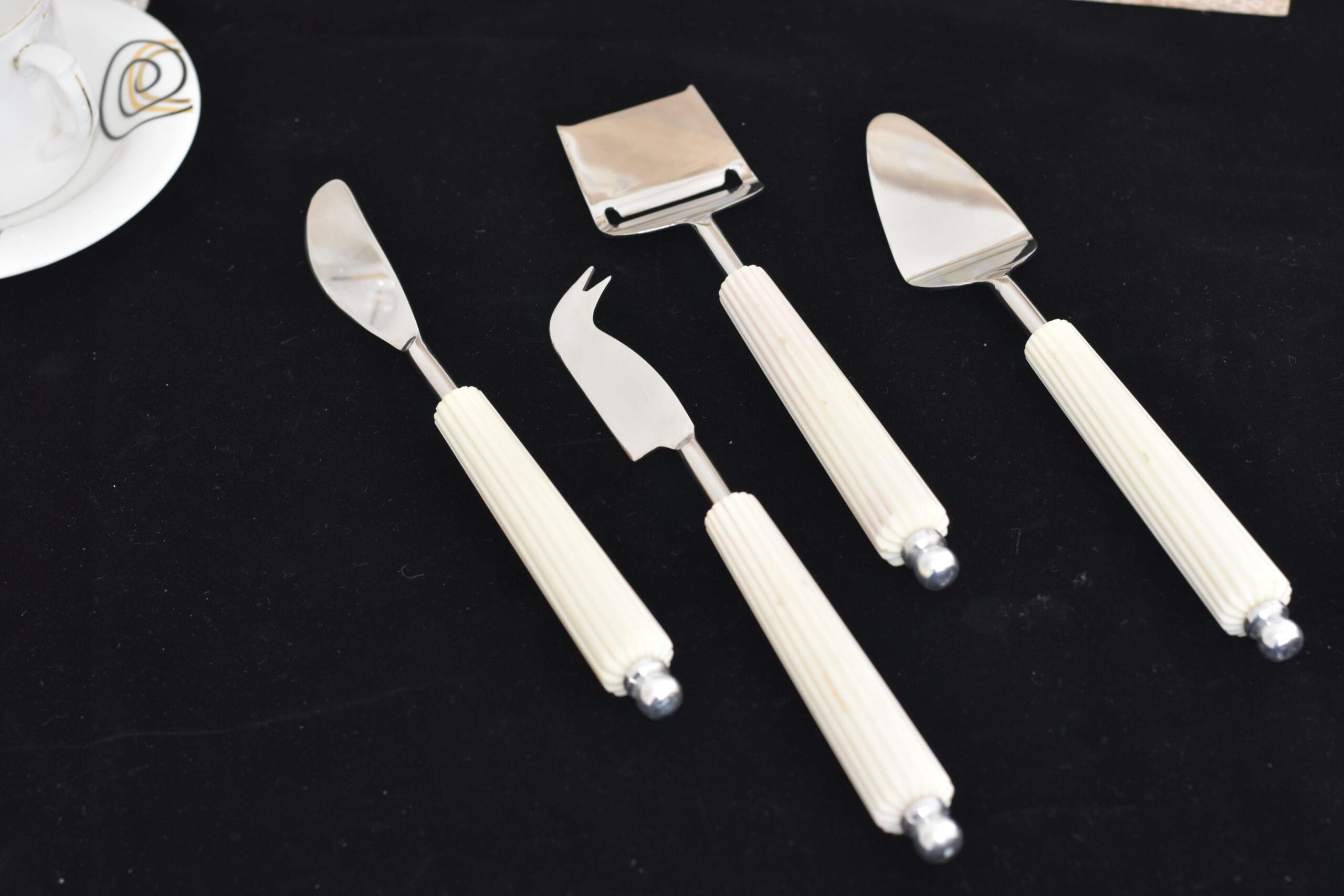 Stainless steel cutlery set with resin handle, Size:-7″